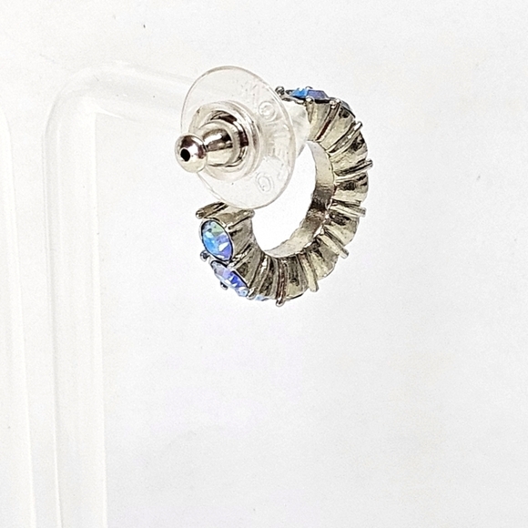 VINTAGE Monet Classic Aurora Borealis Rhinestone Hoop Earrings - Picture 6 of 6